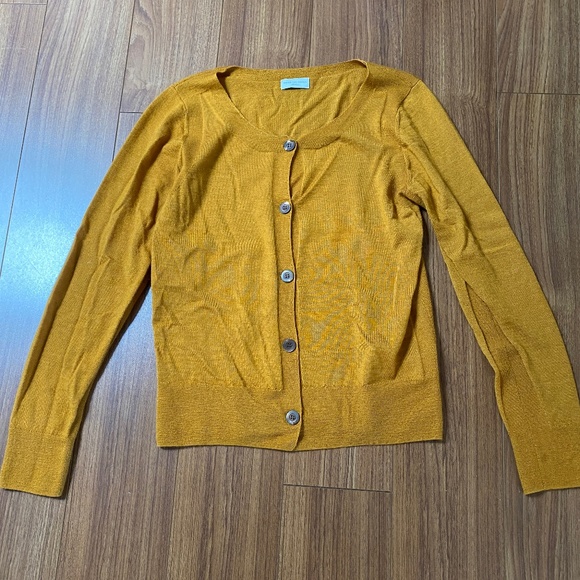 Dries Van Noten Button Front Long Sleeve Gold Sweater - Picture 2 of 9